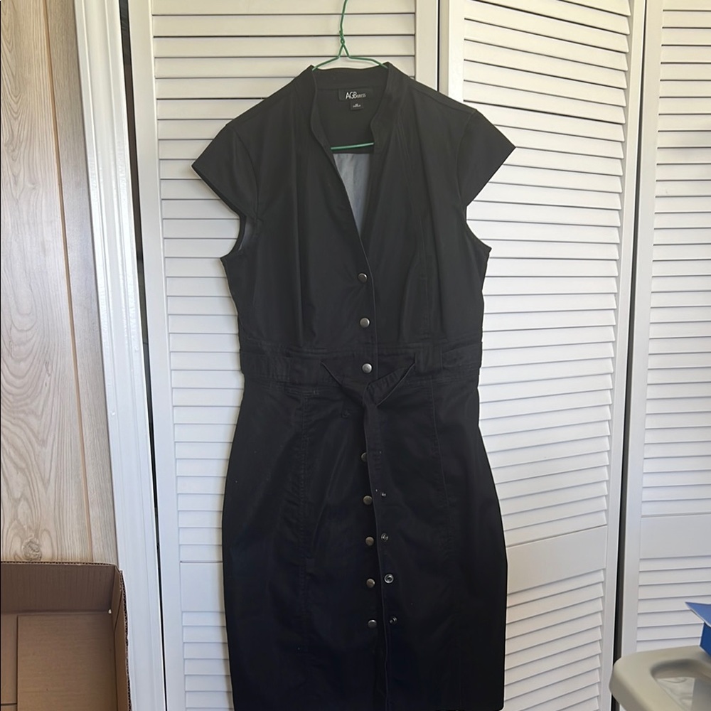 BCX Black Sleeveless Sheath Dress